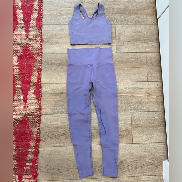 SET ACTIVE x Madelyn Cline Sculptflex Set - Picture 2 of 8